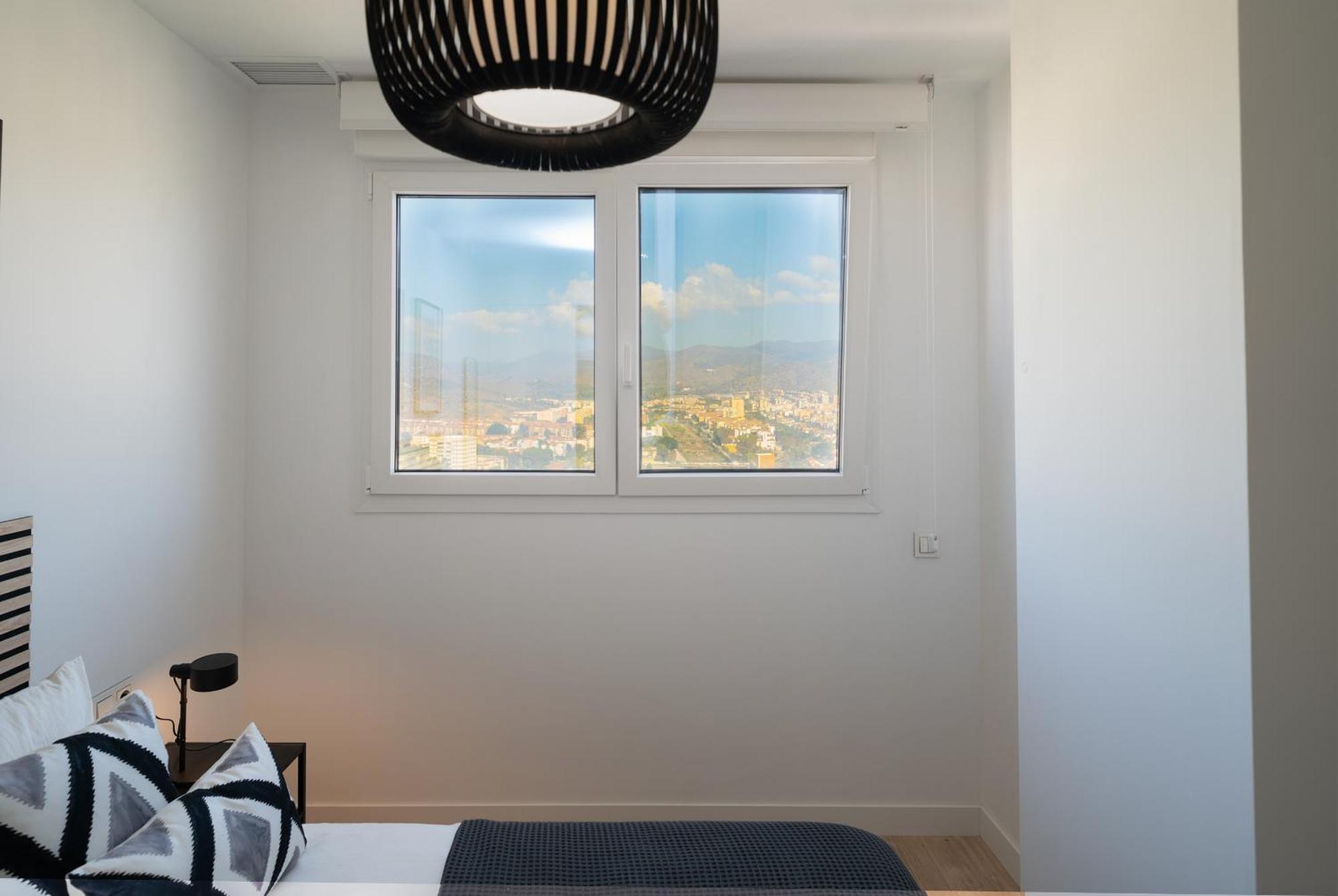 Xpce Urban 4 Malaga Skyline - Free Parking Apartment ภายนอก รูปภาพ