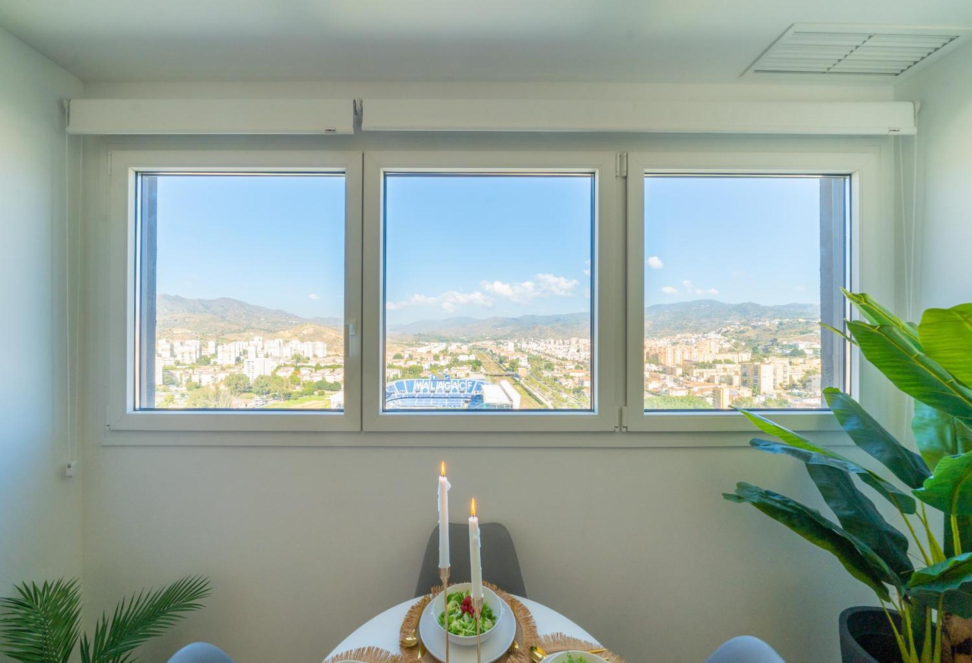 Xpce Urban 4 Malaga Skyline - Free Parking Apartment ภายนอก รูปภาพ